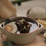 Cara Membuat Rawon Surabaya dengan Bumbu Khas