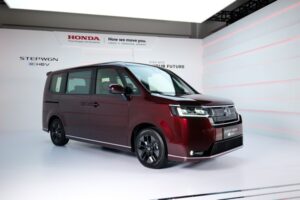 Honda StepWGN Hybrid: Debut GIIAS 2025, Siap-Siap Pesan!