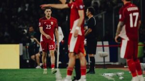 Justin Hubner Pergi: Kejutan Besar, Masa Depan Klub Terancam?